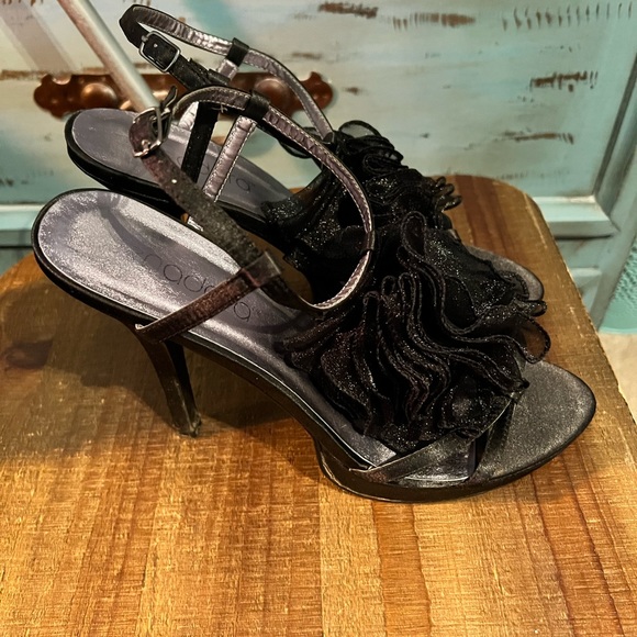 Black Chiffon heels - Picture 2 of 2